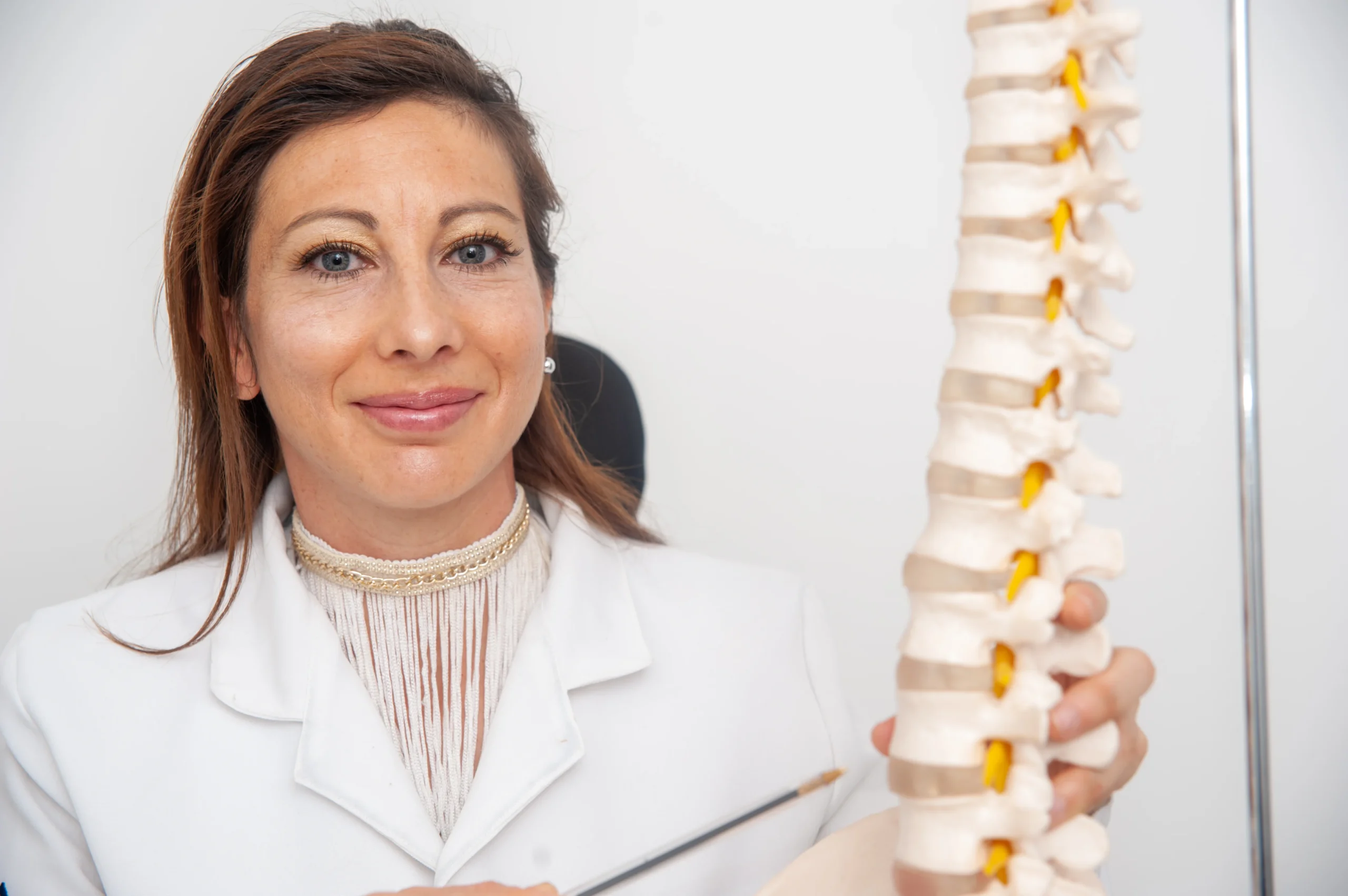 Dra Puente - Especialista en hernia discal Dra Puente - Especialista en hernia discal